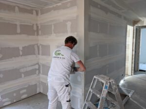 Harry plaatst een flexcorner